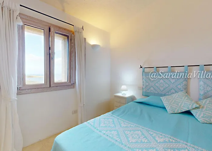 Lighthouse 5 - Villa